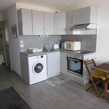 شقة Charmant 2 Pieces De 30M², Loggia Sud, Parking A Sete, Vue Mer - Fr-1-472-144 سُت